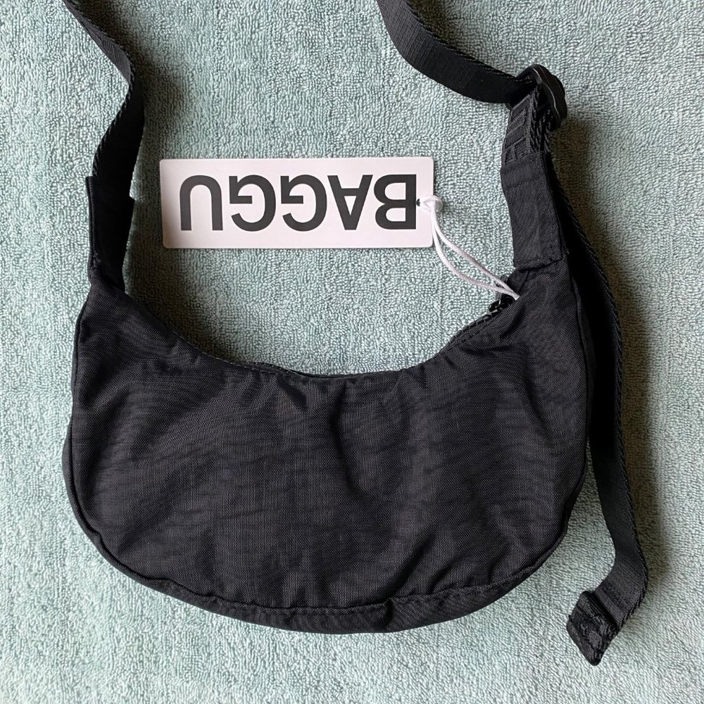 NWT Baggu Mini Nylon Crescent Bag - Black - Picture 2 of 9